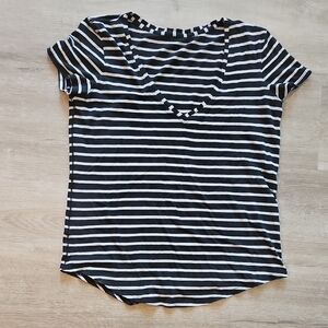 Lululemon Love Tee Shirt Size 4